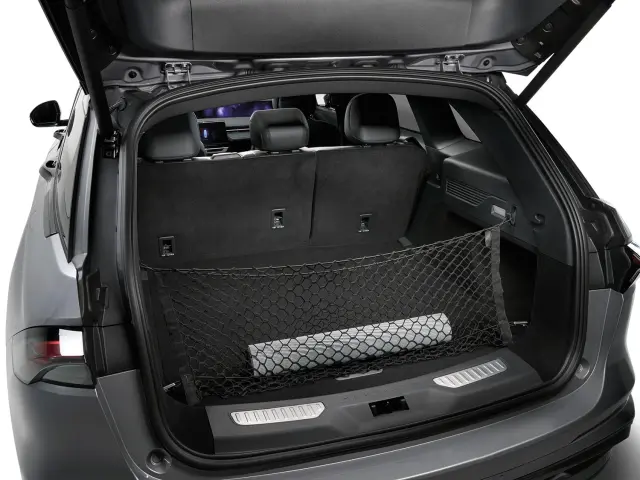 R2TZ5846046A - Interior: Vertical Envelope Style Cargo Net for Lincoln: Nautilus Image