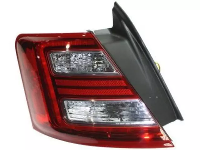 Tail Light Assembly - Ford (DG1Z-13405-AA)