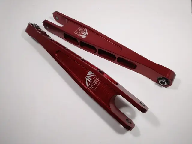 C0010000R - : Billet Trailing / Tension Arms (RED) - AAD Performance for Licensed Image