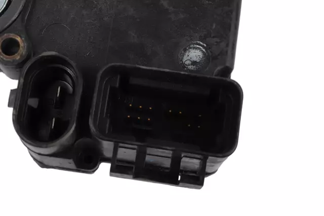 19244894 - Brakes: Control Module for Cadillac: Escalade EXT | Chevrolet: Avalanche 2500, Silverado 1500, Silverado 1500 Classic, Silverado 1500 HD, Silverado 1500 HD Classic, Silverado 2500, Silverado 2500 HD, Silverado 3500, Suburban 2500 | GMC: Sierra 1500, Sierra 1500 Classic, Sierra 1500 HD, Sierra 1500 HD Classic, Sierra 2500, Sierra 2500 HD, Sierra 3500, Yukon XL 2500 Image