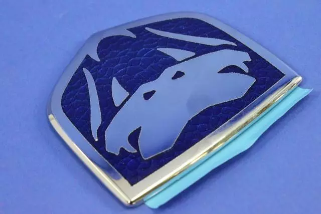 Viper Head Medallion - Mopar (UW3703BAA)