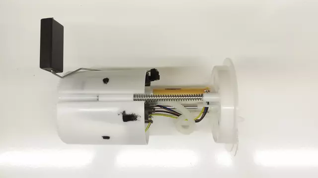 1K0919051DA - Fuel System: VW 08-16 Jetta-Fuel Pump - Genuine OEM Part for Volkswagen: Beetle, Golf, GTI, Jetta, R32, Rabbit Image