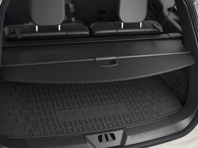 LC5Z7845440AA - : Cargo Security Shade for Lincoln: Aviator Image