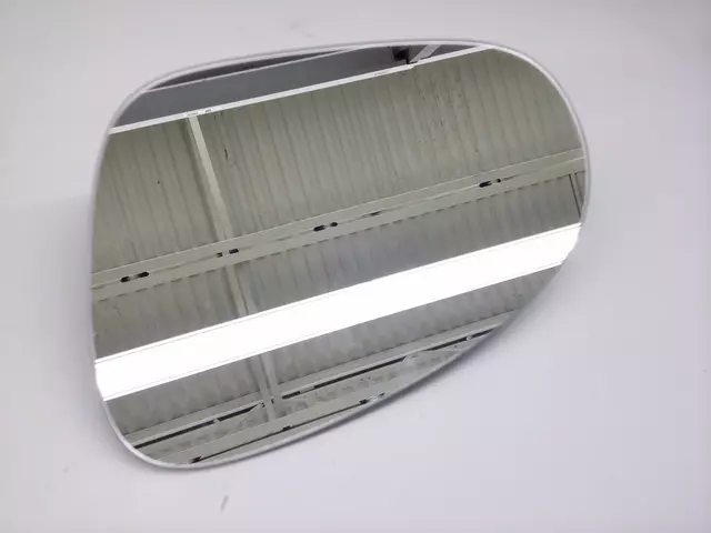 7M3857521E - Body: Mirror Glass for Volkswagen: Passat Image