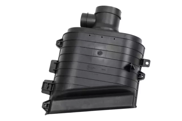 Air Cleaner Lower Housing - GM (15270565)