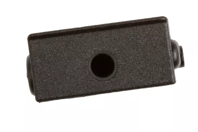 Jet Black USB Receptacle - GM (13318777)