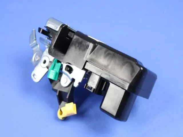 5067137AF - : Front Door Latch, Left for Chrysler: PT Cruiser Image