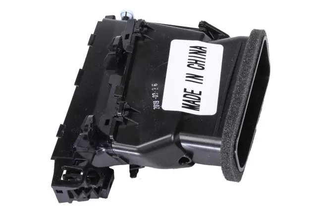 Passenger Side Instrument Panel Outer Air Outlet - GM (20932976)