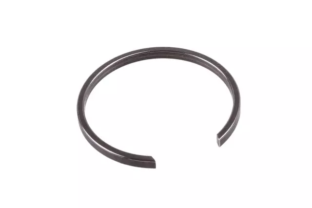 26056804 - : Front Wheel Half-Shaft Tri-Pot Joint Spider Retaining Ring for GM Image