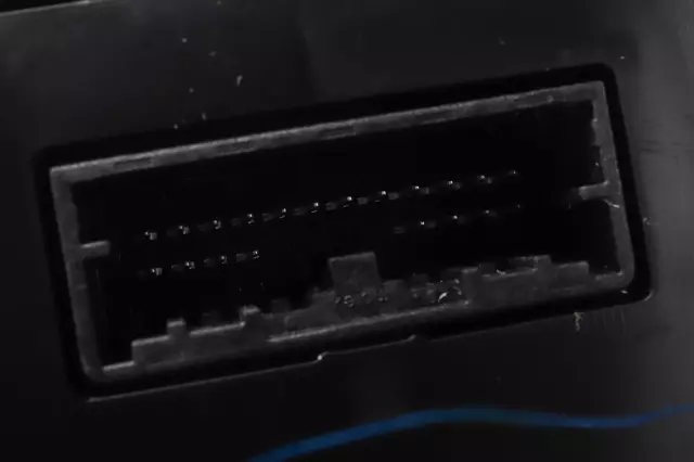 85118216 - Body: Shift Panel for GMC: Acadia Image