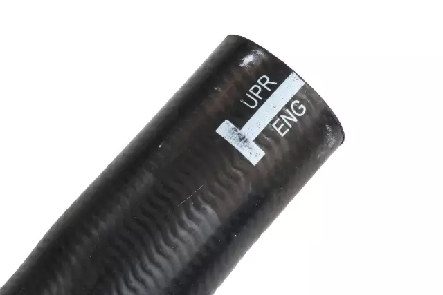 2004-2009 GM - Radiator Inlet Hose - GM (15835990)