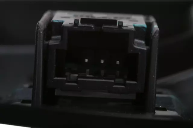 Lower Insulator - GM (84612381)