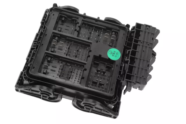 84452219 - : 2019 Cadillac CT6 - Engine Wiring Harness Junction Block for GM Image