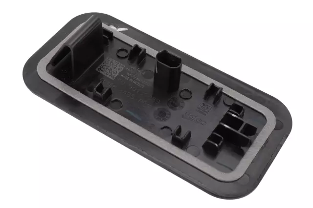 84413424 - Body: Hole Cover for Chevrolet: Silverado 1500, Silverado 1500 LTD, Silverado 2500 HD, Silverado 3500 HD | GMC: Sierra 1500, Sierra 1500 Limited, Sierra 2500 HD, Sierra 3500 HD Image image