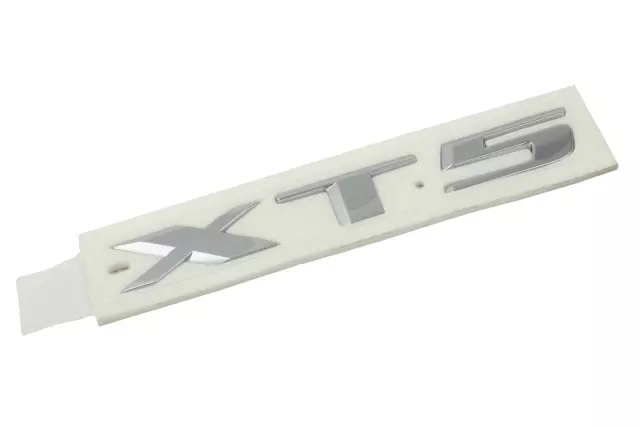 84686958 - Body: Tailgate Emblem for Cadillac: XT5 Image