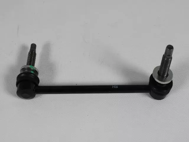 Stabilizer Bar Link, Right - Mopar (4895482AC)