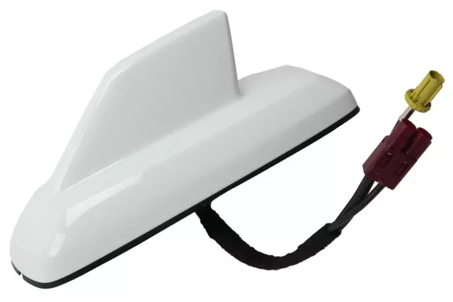 84346802 - Electrical: Antenna Assembly for Cadillac: Escalade, Escalade ESV | Chevrolet: Silverado 1500, Silverado 1500 LD, Silverado 2500 HD, Silverado 3500 HD, Suburban, Tahoe | GMC: Sierra 1500, Sierra 1500 Limited, Sierra 2500 HD, Sierra 3500 HD, Yukon, Yukon XL Image