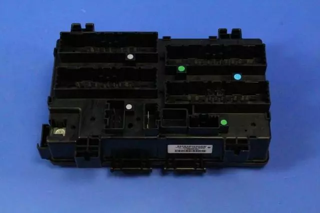 68137439AG - : Junction Block for Jeep: Grand Cherokee Image