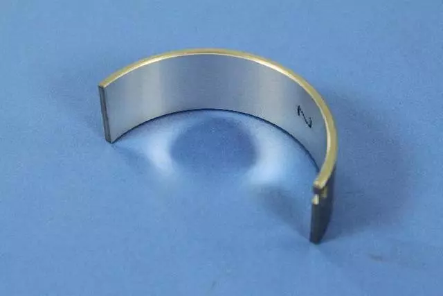 Crankshaft Lower Bearing - Mopar (04884919AA)