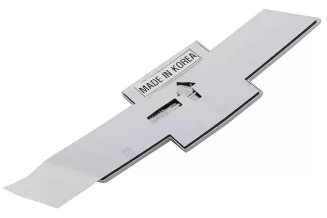 23358106 - Body: Emblem for GM Image