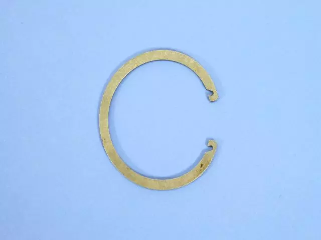 4626564 - TR6060; 6-Speed; Manual Transmission: Mainshaft Snap Ring for Mopar Image