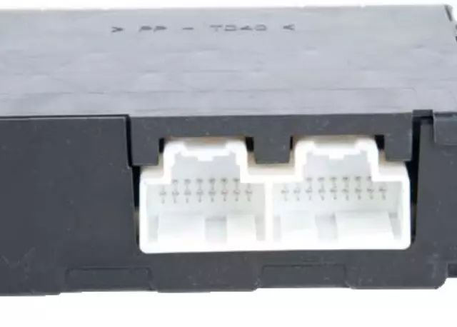 1574061 - Body: ACDelcoâ„¢ HVAC Temperature Control Panel for Cadillac: CTS Image