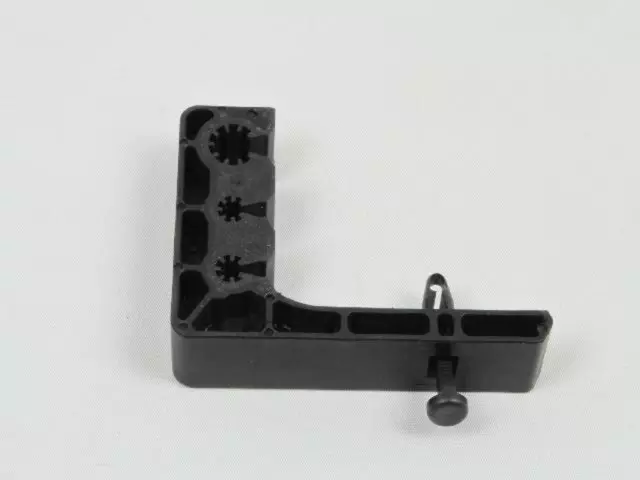 5137753AA - Fuel: Fuel Bundle Clip for Mopar Image