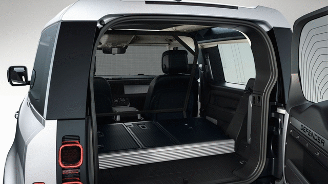 LR133512 - : Loadspace Partition Net - 90 for Land-Rover Image