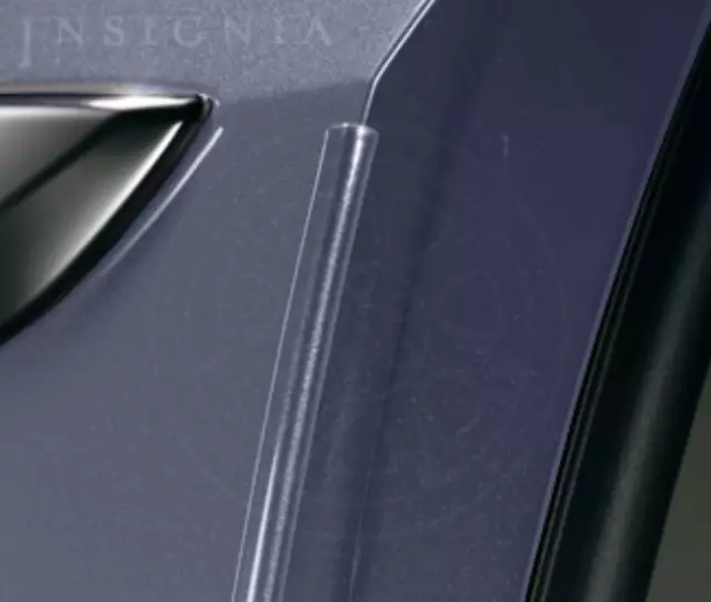 8P20SEP2G0 - Body: Door Edge Trim - Polished Metal Metallic for Acura Image