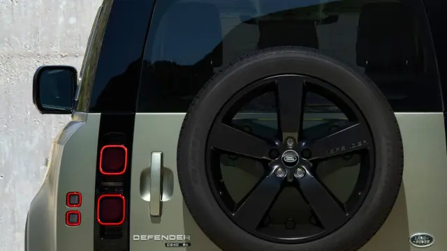 LR174447 - : Wheel, Alloy for Land Rover: Defender 110, Defender 130, Defender 90 Image