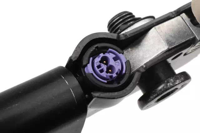 Passenger Seat Belt Tensioner - GM (19366589)