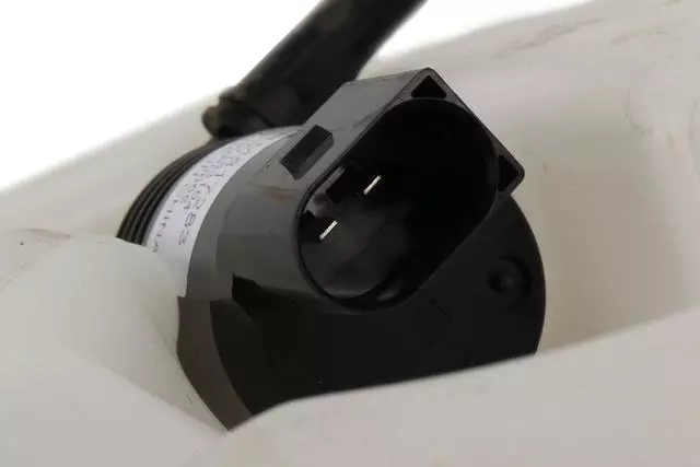 84763238 - Body: Washer Reservoir for Chevrolet: Malibu Image