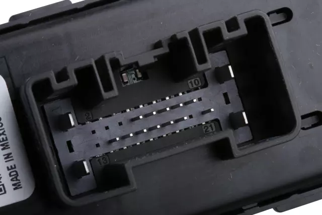 Black Front Driver Side Door Window Switch - GM (84586433)