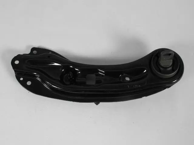 Trailing Rear Suspension Link, Right - Mopar (68275401AC)