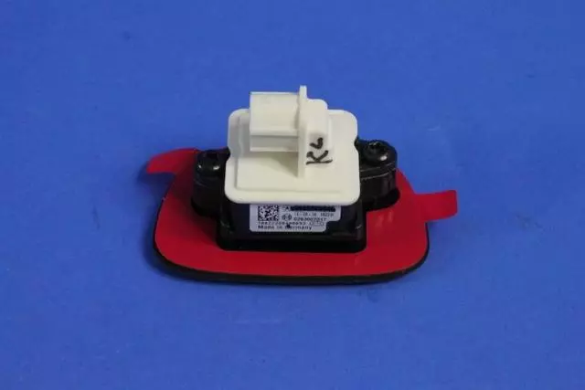 1YR54LAUAI - : With Bezel Camera Assembly for Mopar Image