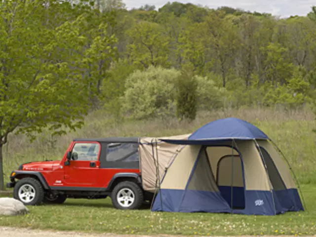 Folding Tent - Mopar (82212604)
