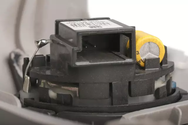 Light Titanium Passenger Side Windshield Garnish Molding - GM (95187241)