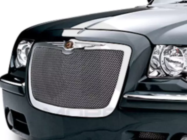 Grille - Mopar (77DUB01020)