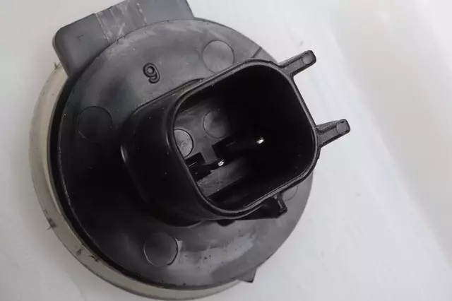 Washer Fluid Reservoir - GM (84763629)