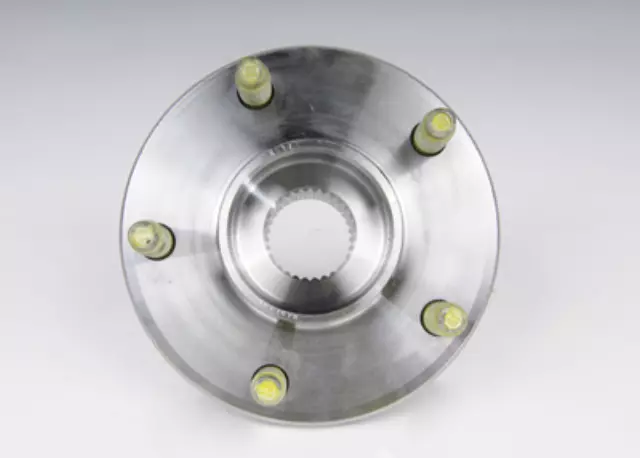 22706425 - Brakes: Hub &amp; Bearing for Chevrolet: Malibu | Pontiac: G6 Image