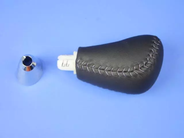 4578707AA - Automatic Transmission 5 Speed [DGJ]: Gearshift Knob for Chrysler: 300 | Dodge: Charger, Magnum Image