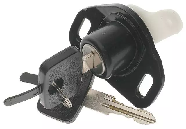 19113531 - : Trunk Lock with Key for GM Image