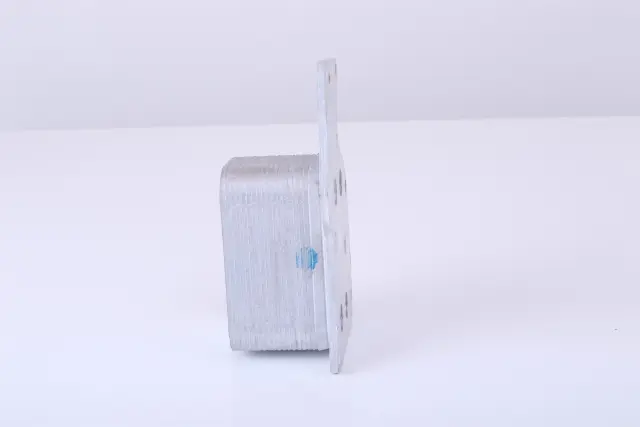 90851 - : Nissens Engine Oil Cooler for NISSENS Image