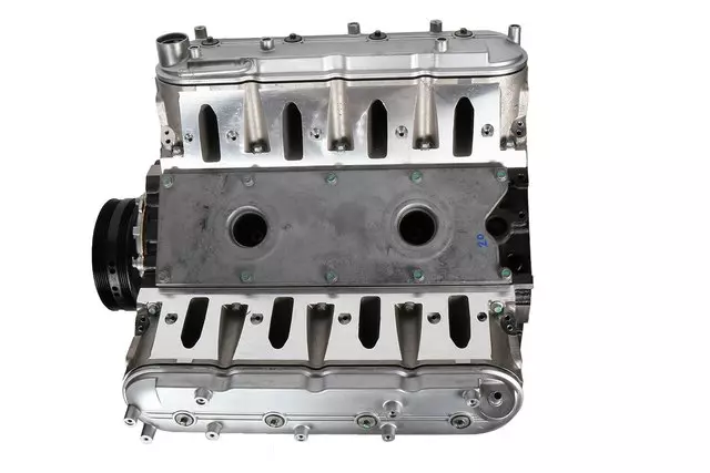 19367775 - : 5.3L 8-Cylinder Engine Assembly for Chevrolet: Express 2500 | GMC: Savana 2500 Image