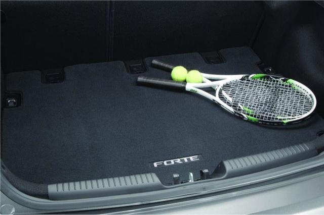 A7F12AC700 - Interior: Cargo Mat, Carpeted for Kia: Forte5 Image
