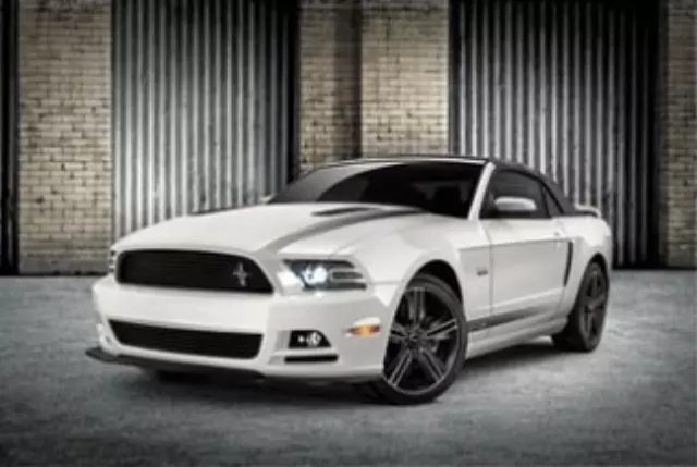 DR3Z8200EA - Exterior: OEM NEW 2013-2014 Ford Mustang Gloss Black Grille - Radiator DR3Z-8200-EA for Ford: Mustang Image