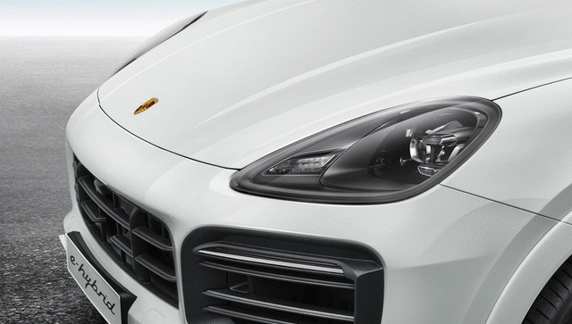 9Y004490401 - Exterior: Dark-Tinted Led Headlights Including Porsche for Porsche: Cayenne Image