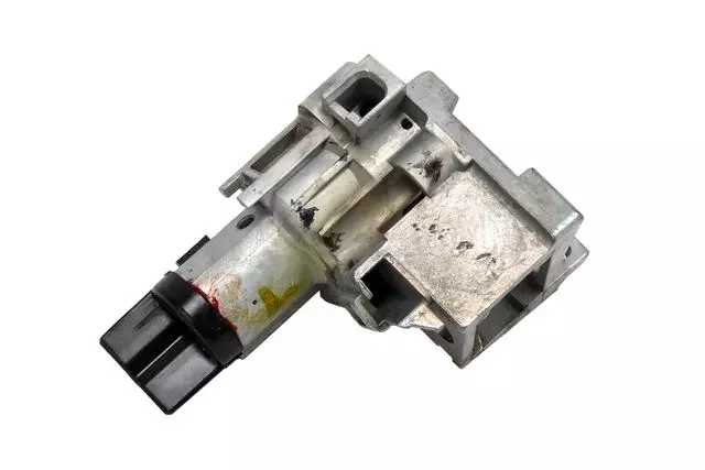 26056263 - : Lock Mechanism for GM Image