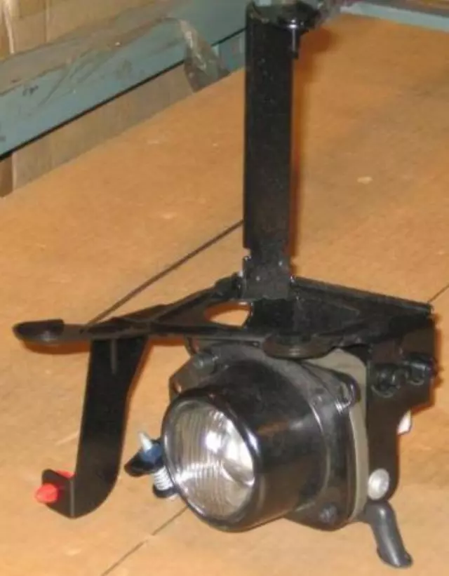 Fog Lamp Assembly - Toyota (PT297-89014)