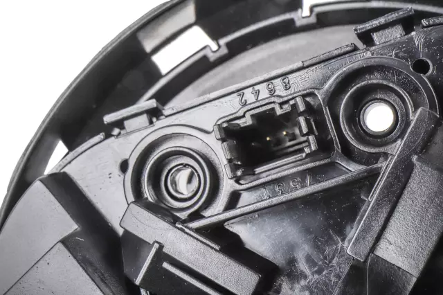 Passenger Side Door Mirror Actuator - GM (84468956)